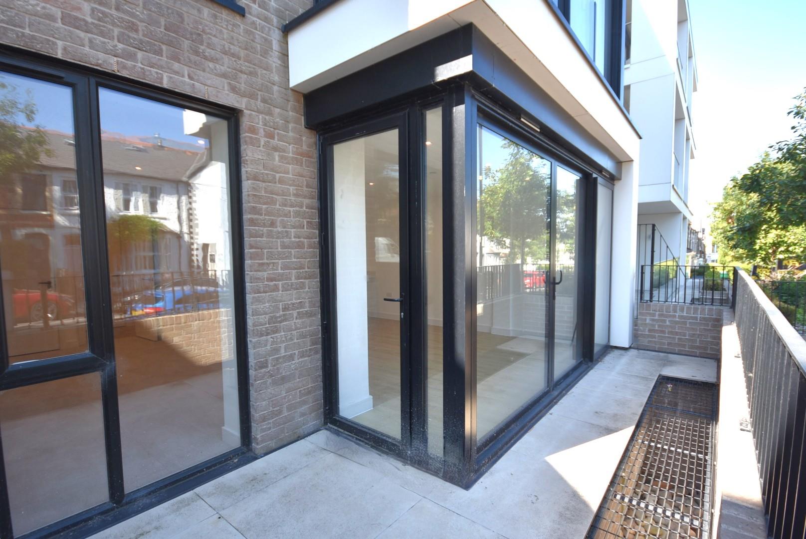 APARTMENT 1, WINDSOR GARDENS, 56A WINDSOR ROAD, PENARTH, CF64 1JJ